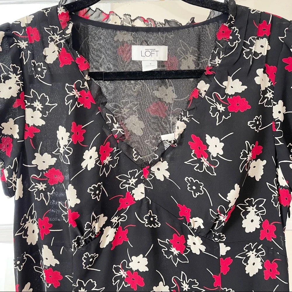 🆕Loft Ruffle Dress Size 6 - Picture 3 of 4